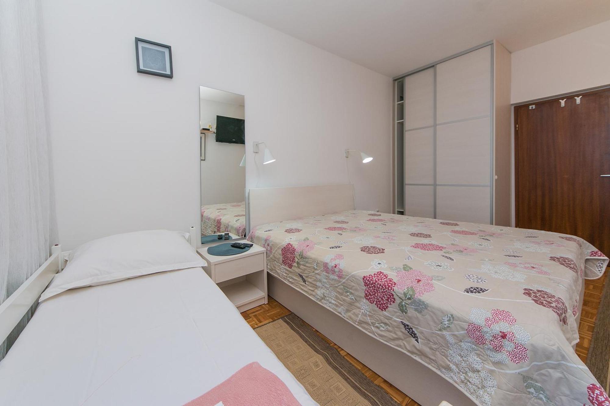 Apartments By The Sea Brist, Makarska - 15714 Podaca Habitación foto